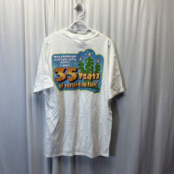 Tombstone Pizza 35 Years T-Shirt Mens Size XL White Short Sleeve Vintage 90s Tee - Picture 3 of 6